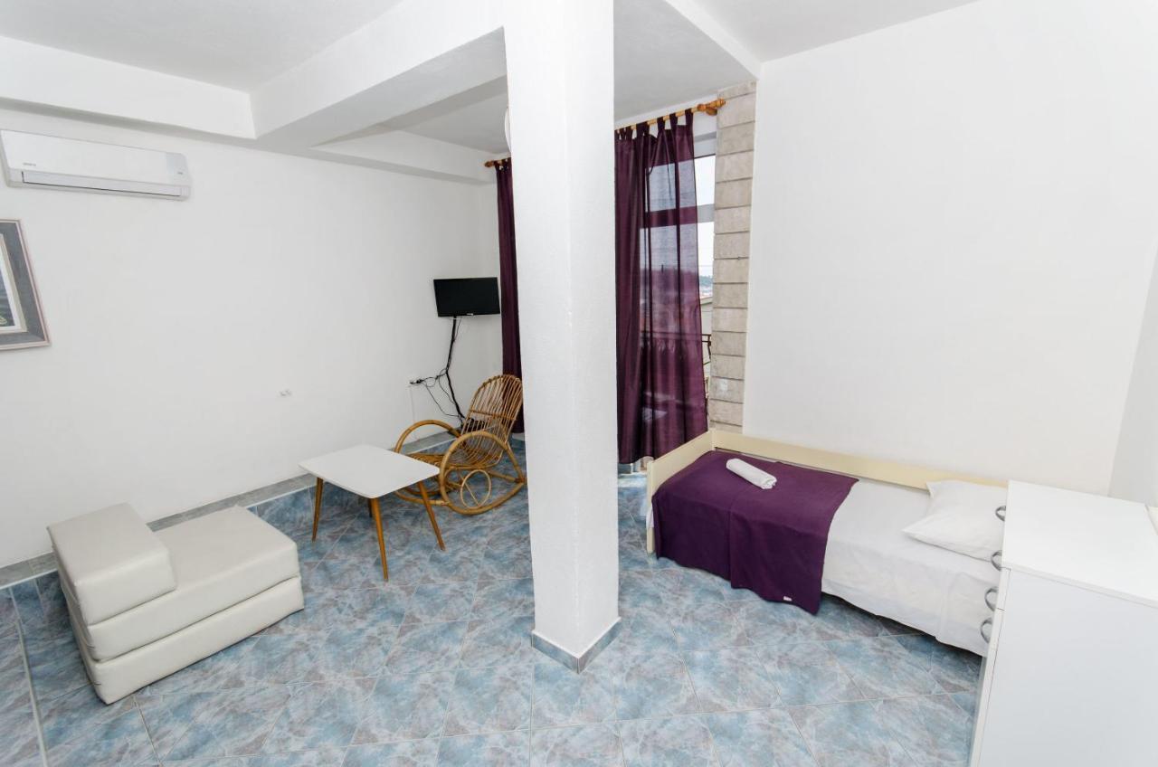 Apartment And Rooms Ivan Makarska Ngoại thất bức ảnh
