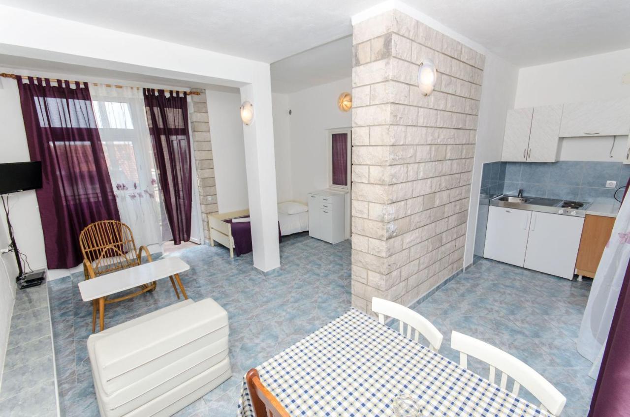 Apartment And Rooms Ivan Makarska Ngoại thất bức ảnh