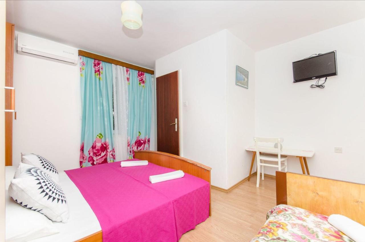 Apartment And Rooms Ivan Makarska Ngoại thất bức ảnh
